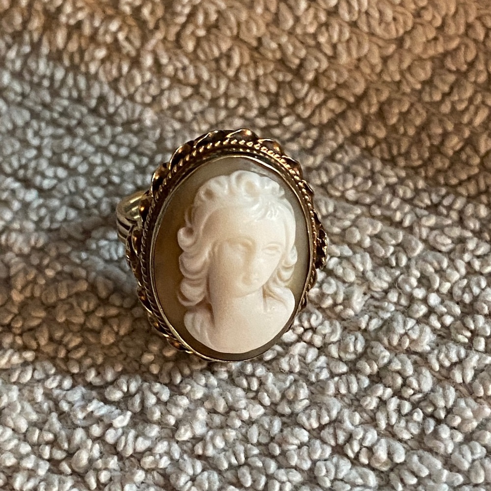 (NFS / NFT) 14K + Victorian Shell Cameo Ring circa 1840, size 7 - Picture 7 of 17
